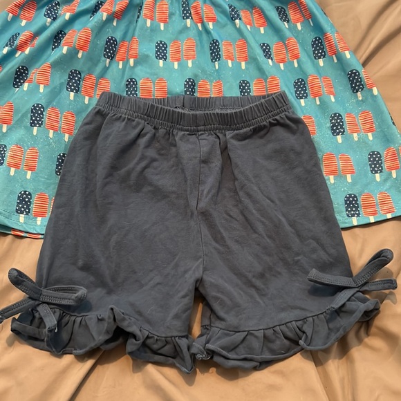 Girls Boutique tank top and short red white and blue bomb pop 4th of July set 4T - Picture 2 of 6